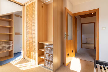Pronájem domu 110 m², Praha 9 - Újezd nad Lesy
