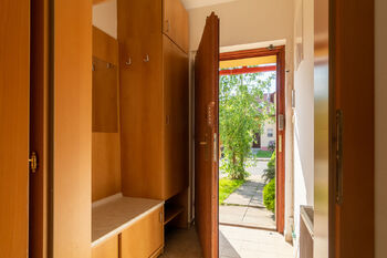 Pronájem domu 110 m², Praha 9 - Újezd nad Lesy