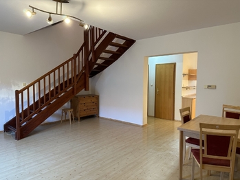 Pronájem domu 110 m², Praha 9 - Újezd nad Lesy