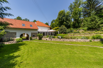 Prodej domu 1200 m², Sloupnice