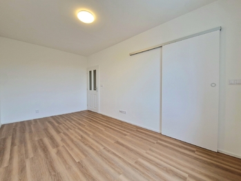 Pronájem bytu 2+1 v osobním vlastnictví 44 m², Praha 4 - Michle