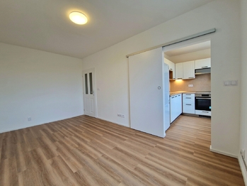 Pronájem bytu 2+1 v osobním vlastnictví 44 m², Praha 4 - Michle