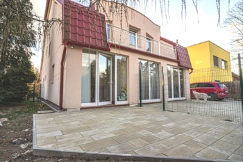 Pronájem bytu 1+kk v osobním vlastnictví 50 m², Praha 9 - Klánovice