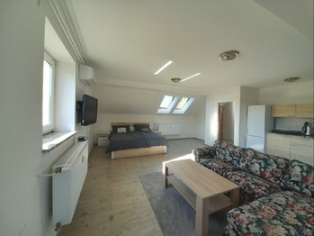 Pronájem bytu 1+kk v osobním vlastnictví 50 m², Praha 9 - Klánovice