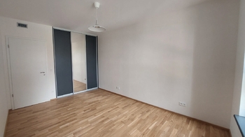 Pronájem bytu 2+kk v osobním vlastnictví 67 m², Praha 4 - Modřany