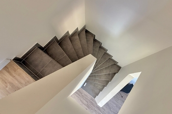 Pohled z patra - Prodej bytu 4+kk v osobním vlastnictví 104 m², Strančice
