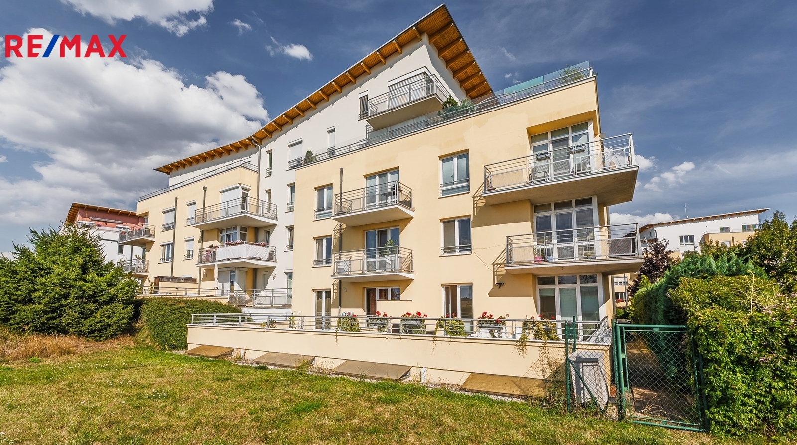 Prodej bytu 3+kk v osobním vlastnictví, 124 m2, Praha 6 - Suchdol
