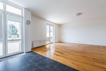 Prodej bytu 3+kk v osobním vlastnictví 83 m², Praha 6 - Suchdol