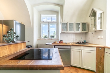Prodej ubytovacího zařízení 358 m², Včelákov