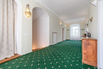 Prodej ubytovacího zařízení 358 m², Včelákov