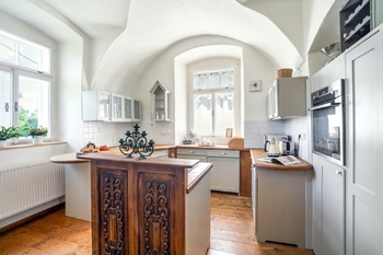 Prodej ubytovacího zařízení 358 m², Včelákov