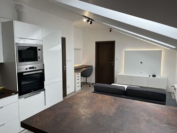 Pronájem bytu 2+kk v osobním vlastnictví 38 m², Kladno
