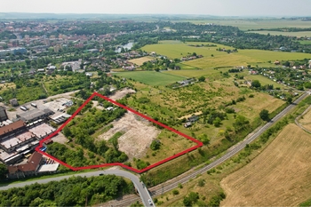 Prodej pozemku 15679 m², Žatec