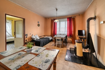 Prodej domu 258 m², Polní Chrčice