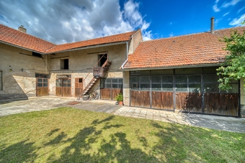 Prodej domu 258 m², Polní Chrčice