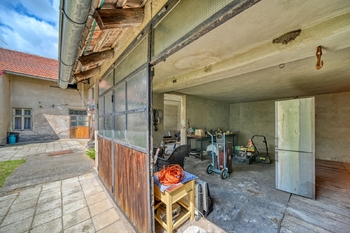 Prodej domu 258 m², Polní Chrčice