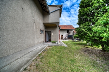 Prodej domu 258 m², Polní Chrčice