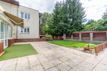 Pronájem domu 240 m², Říčany