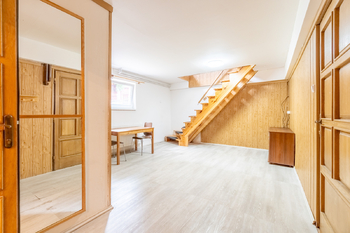 Pronájem domu 240 m², Říčany