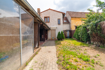 Prodej domu 100 m², Dobřany