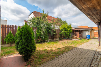 Prodej domu 100 m², Dobřany