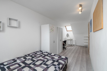 Prodej domu 100 m², Dobřany