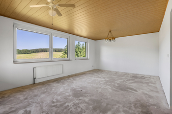 Prodej domu 200 m², Dolní Hbity