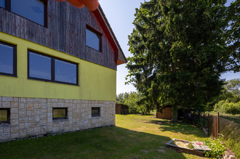 Prodej domu 200 m², Dolní Hbity