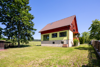 Prodej domu 200 m², Dolní Hbity