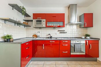 Pronájem domu 107 m², Býkev