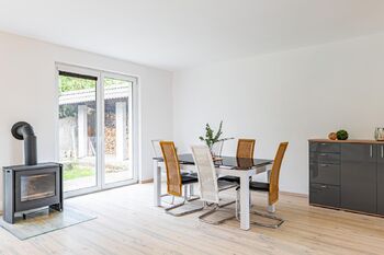 Pronájem domu 107 m², Býkev