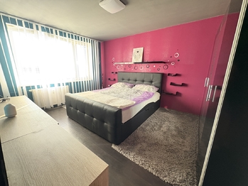 Pronájem bytu 2+1 v družstevním vlastnictví 54 m², Volary