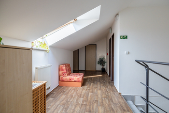 chodba - Prodej ubytovacího zařízení 468 m², Hustopeče
