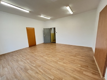 Pronájem kancelářských prostor 29 m², Vsetín