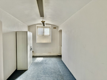 Pronájem skladovacích prostor 30 m², Praha 7 - Bubeneč