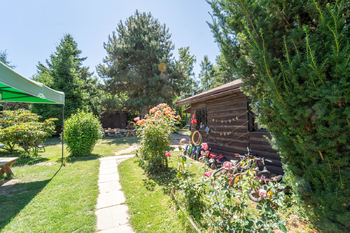 Prodej pozemku 1178 m², Úvaly