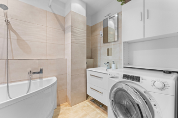 Prodej bytu 3+kk v osobním vlastnictví 64 m², Praha 3 - Žižkov