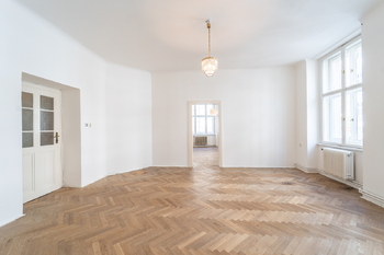Prodej bytu 3+1 v osobním vlastnictví 135 m², Praha 1 - Josefov