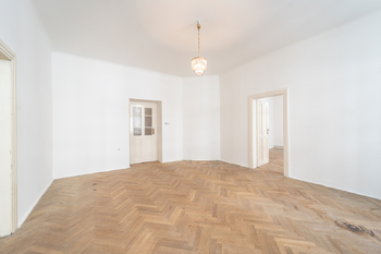 Prodej bytu 3+1 v osobním vlastnictví 135 m², Praha 1 - Josefov