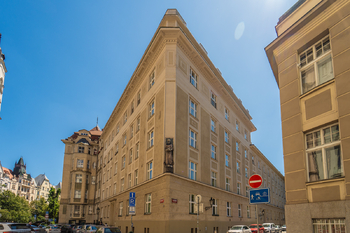 Prodej bytu 3+1 v osobním vlastnictví 135 m², Praha 1 - Josefov