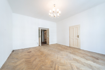 Prodej bytu 3+1 v osobním vlastnictví 135 m², Praha 1 - Josefov