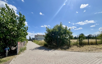 Prodej pozemku 1042 m², Veliká Ves