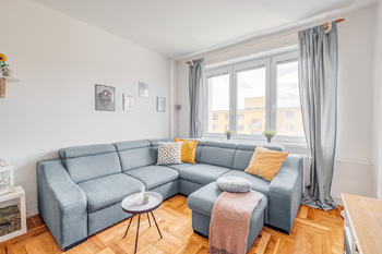 Prodej bytu 2+1 v osobním vlastnictví 54 m², Praha 9 - Hloubětín