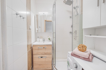 Prodej bytu 2+1 v osobním vlastnictví 54 m², Praha 9 - Hloubětín