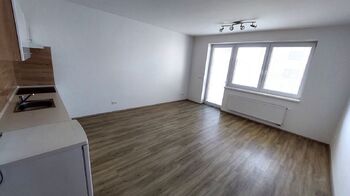 Pronájem bytu 1+kk v osobním vlastnictví 1335 m², Slavkov u Brna