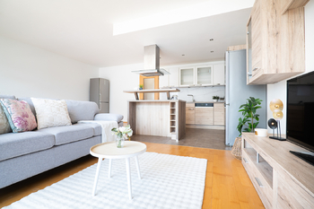 Pohled od okna - hlavní - Prodej bytu 3+kk v osobním vlastnictví 112 m², Praha 6 - Liboc 