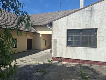 Prodej domu 170 m², Kyjovice