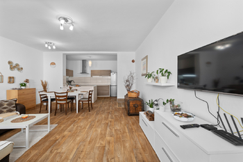 3+kk:obývák a kuch. kout - Prodej domu 267 m², Benešov nad Černou