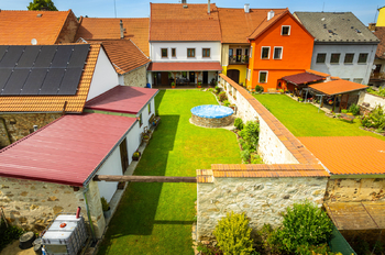 Jižní pohled - Prodej domu 267 m², Benešov nad Černou