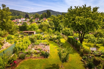 Zahrada - Prodej domu 267 m², Benešov nad Černou
